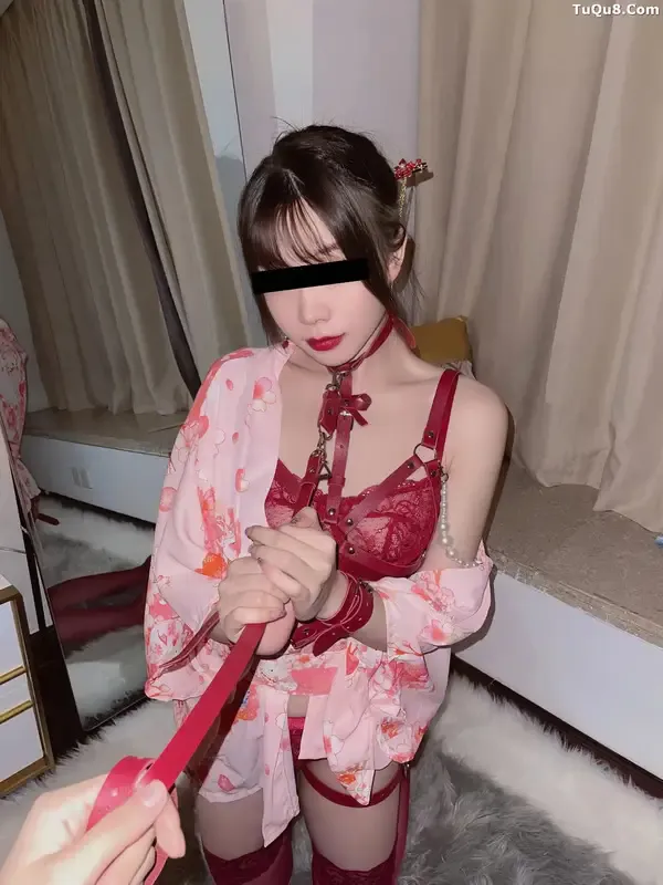[XiuRen秀人网].B073 秀人番外 徐莉芝 女君的交接 主题写真 [19P]